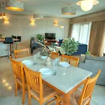 شقة Spacious Seafront 3bedrooms, Sea View Balcony Gotax-1 *