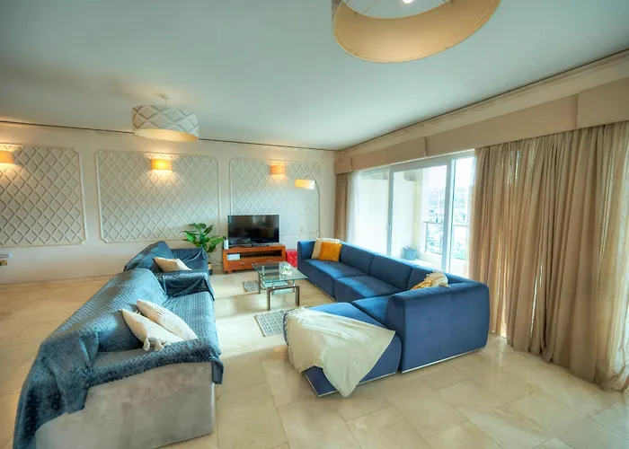 Apartment Spacious Seafront 3bedrooms, Sea View Balcony Gotax-1 Ta Xbiex