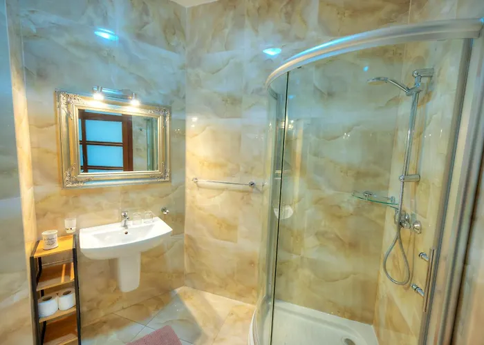 Spacious Seafront 3bedrooms, Sea View Balcony Gotax-1 * Ta Xbiex