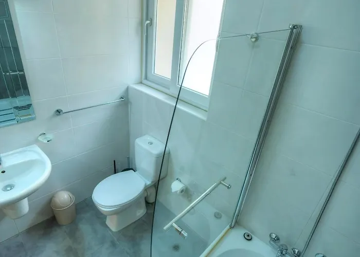 Daire Spacious Seafront 3bedrooms, Sea View Balcony Gotax-1 Ta Xbiex