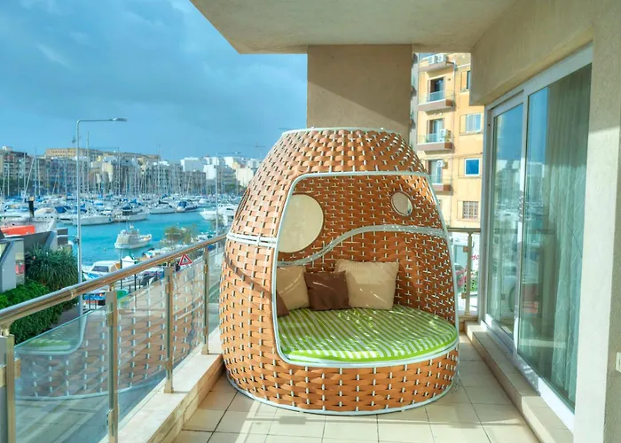 Spacious Seafront 3bedrooms, Sea View Balcony Gotax-1 Appartement *